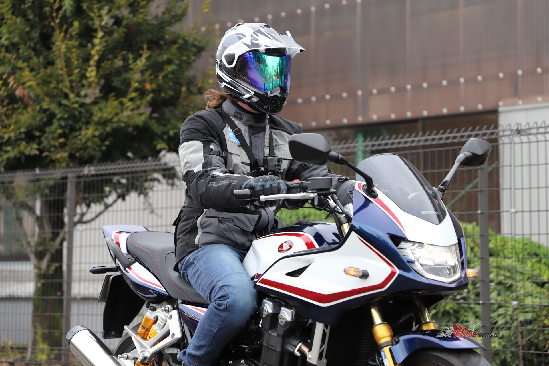 Arai Tour-X5: Probablemente el mejor casco adv-trail hasta la fecha